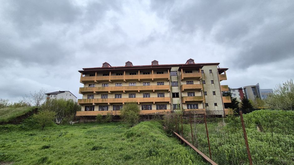 Cladire  S+P+3+M - 1762,18 mp + teren 1608 mp - Lacul Morii - Poză 4