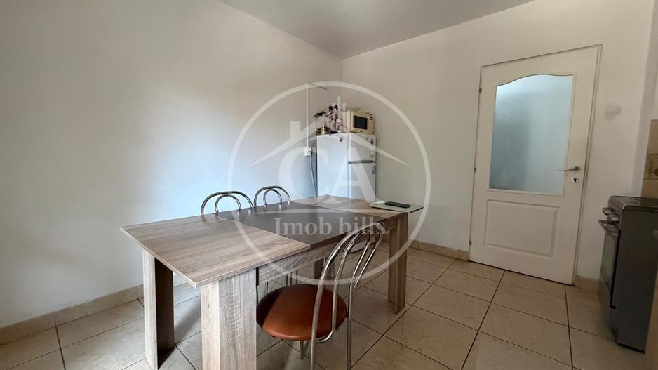 Apartament de vânzare cu 4 camere în zona Decebal, Oradea - Poză 7