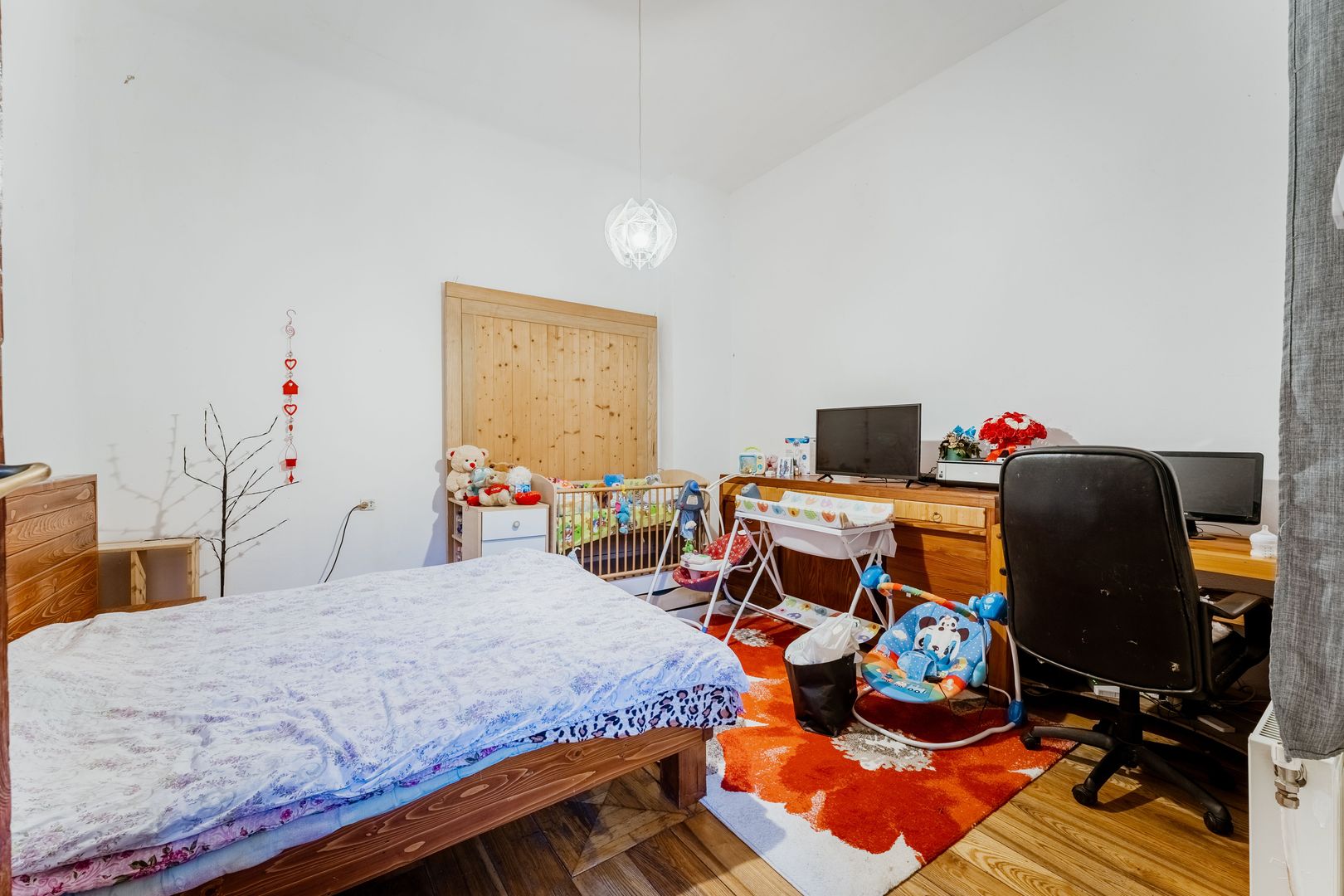 Apartament cu 3 camere central - Poză 4