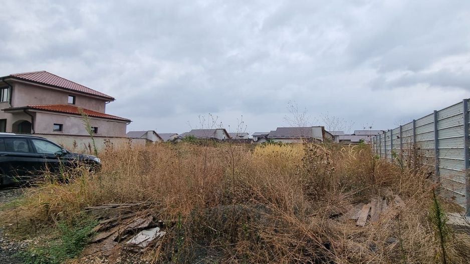 „Teren 500 mp între case, cu toate utilitățile – Domnești, Ilfov | Pr - Poză 1