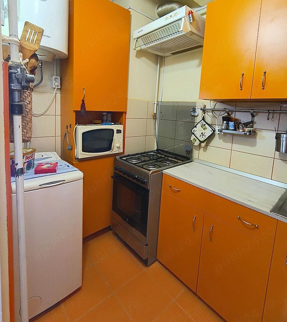 BRASADAS vinde garsoniera 21mp pe Ostrovului la etajul 3/4. - Poză 9