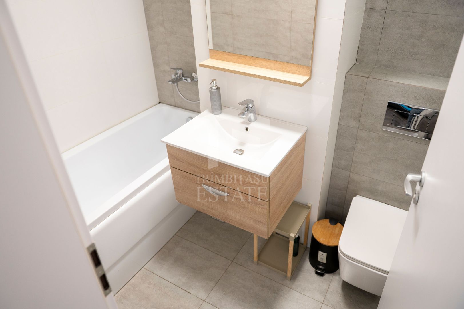 Apartament cu 3 camere si terasa de 49mp, Tomis Nord- Constanta - Poză 13