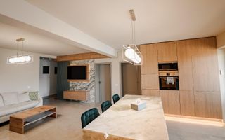 Lux și Confort Premium | Apartament  Deosebit de Vânzare – Șelimbăr - Poză 2