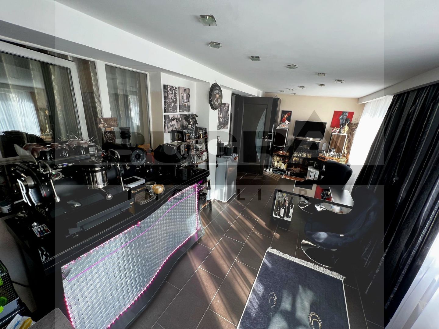 Apartament de 3 camere, 90mp, terasa, zona McDonalds - Poză 2