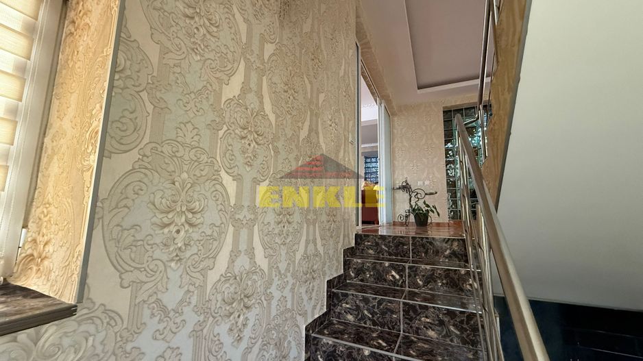 De vanzare Vila situata Ultracentral-425 mp - Poză 8