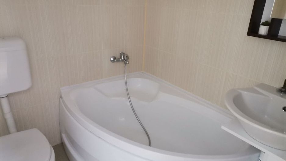Inchiriere apartament 2 camere, bloc nou, Craiovei - Poză 5