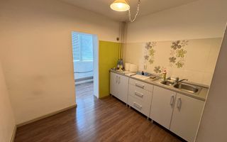 Apartament 3 camere zona Andrei Saguna etaj 2 - Poză 1