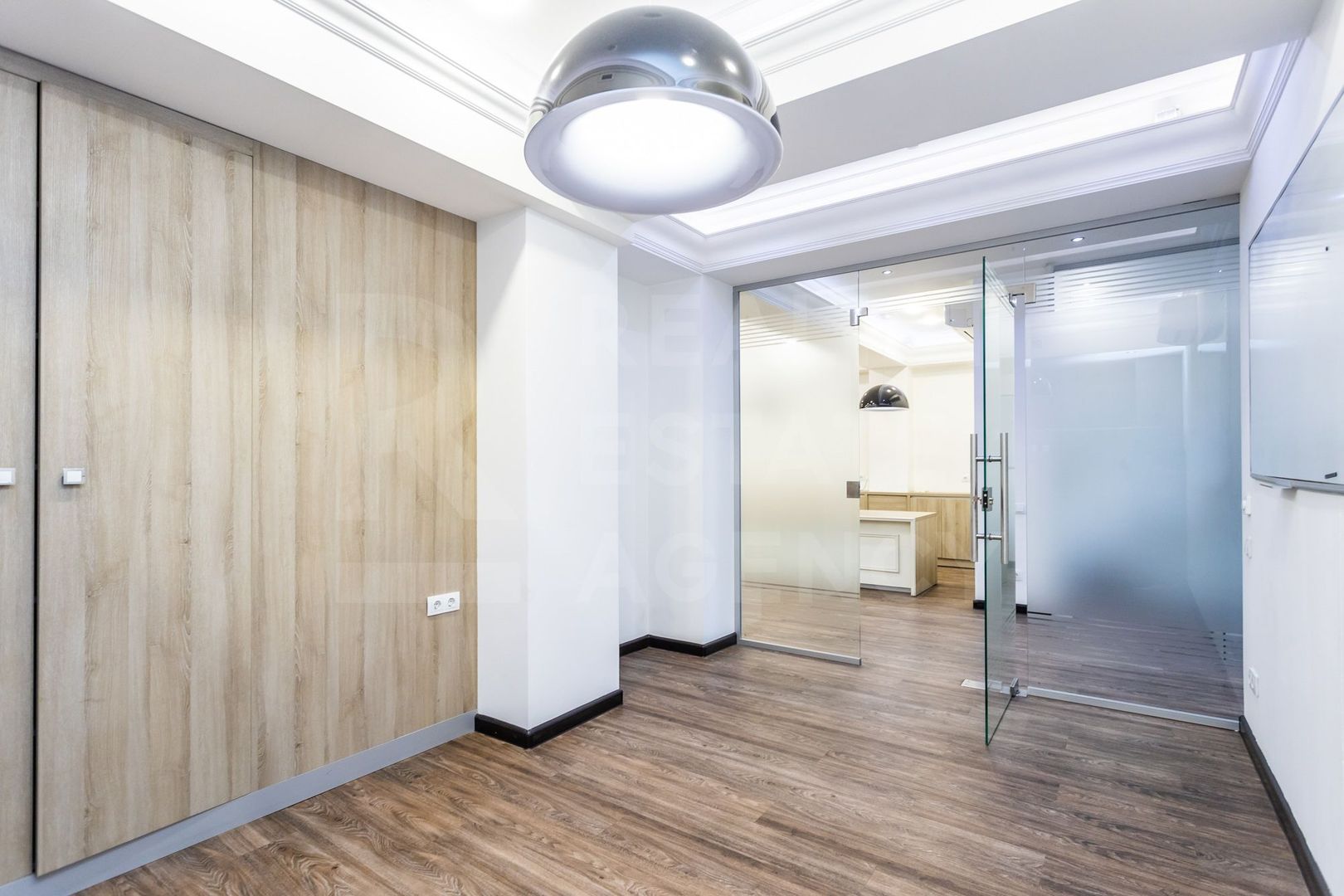 Chirie, oficiu, 116 mp, str. București, Centru - Poză 19