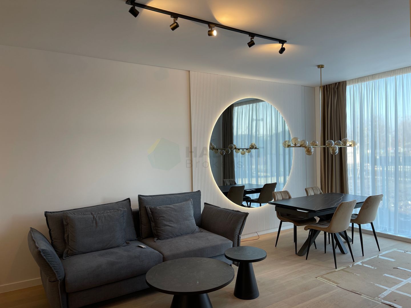 Duplex cu gradina langa parc in Tunari - Poză 13