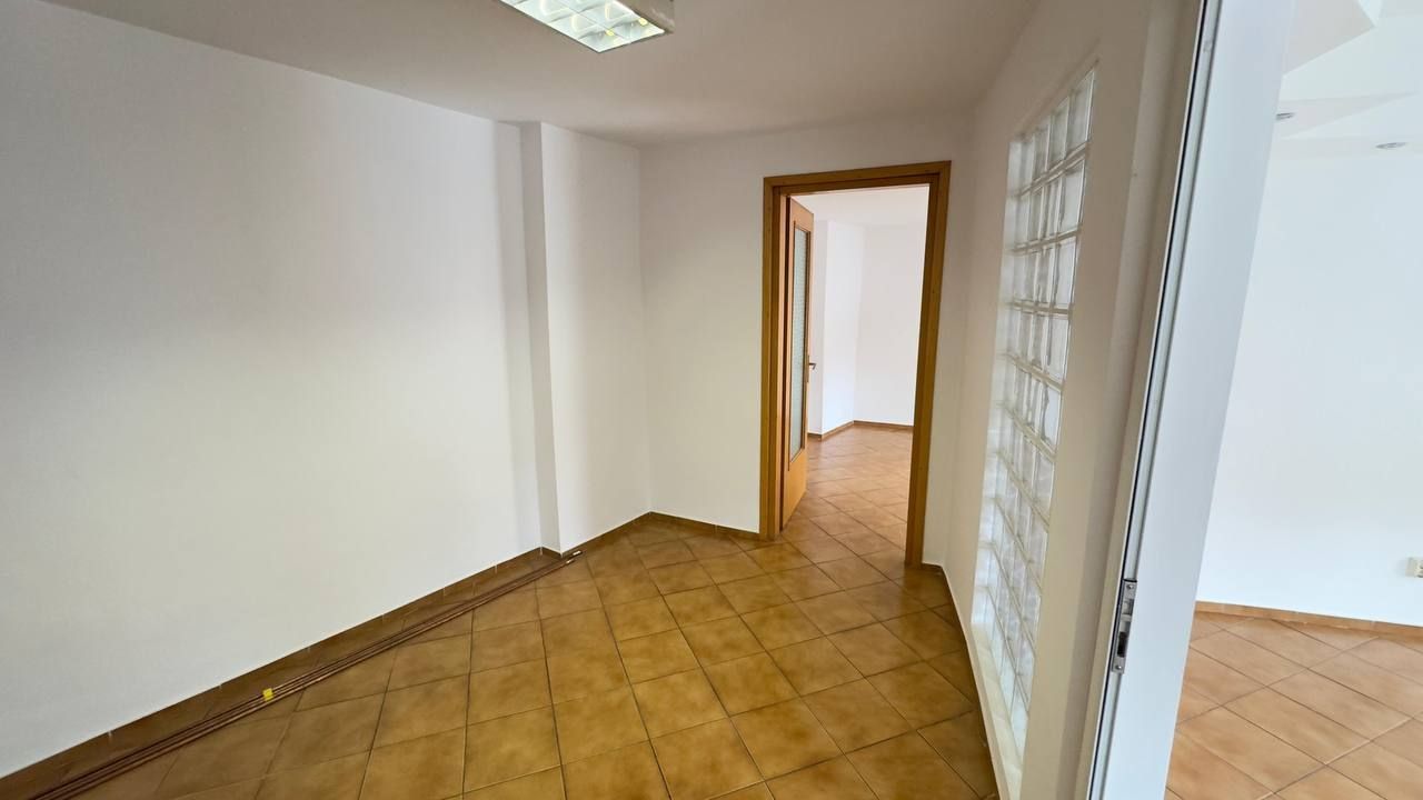 Vila cu 4 camere D+P+1 | Piata Unirii | Bd. Marasesti | 2 locuri parcare - Poză 20