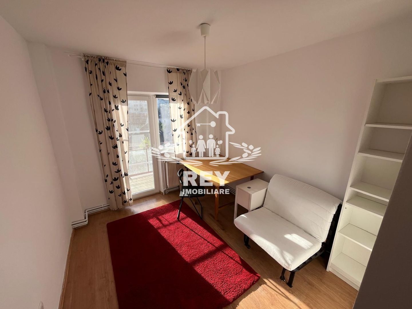 Inchiriez apartament 4 camere in Cartier Strand - Sibiu - Poză 12