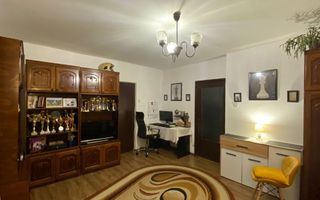 Inchiriez apartament o camera zona Gara Billa - Poză 2
