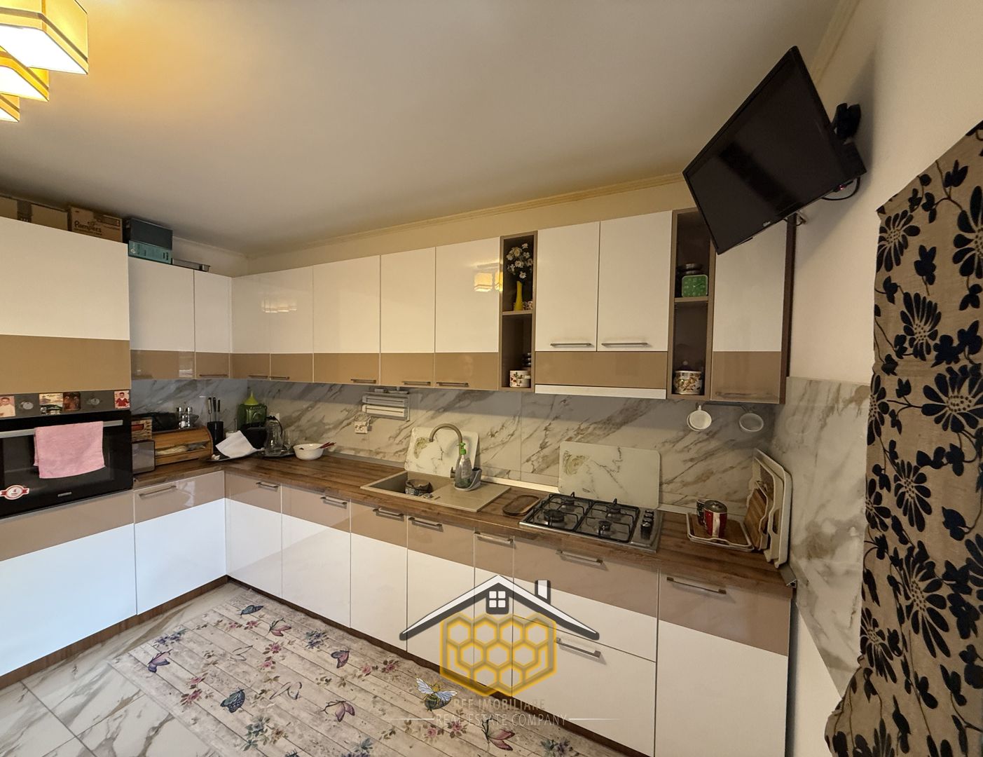Casa Spatioasa in Cartierul Lapus – Confort, Liniste si Spatiu Generos - Poză 7