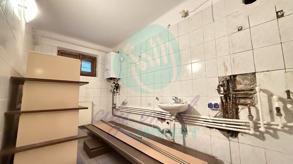 3 camere Primăverii – parter înalt, imobil mic, renovat - Poză 11