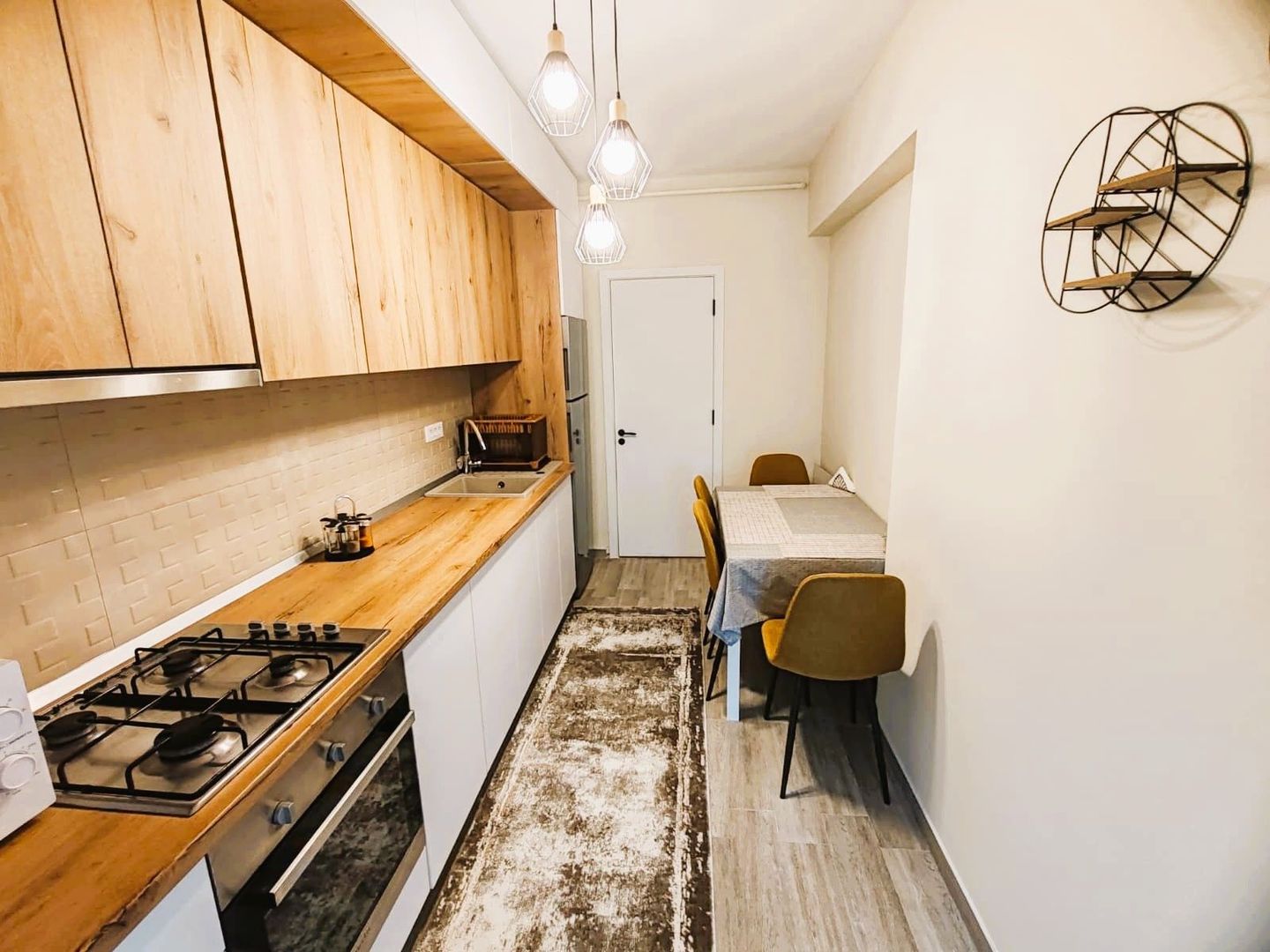 3 camere | 90 mp + curte 45 mp | Mobilat si Utilat Premium | Top - Poză 26