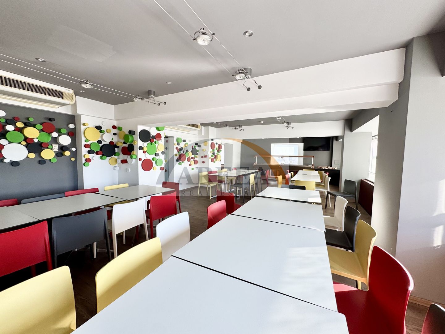 AFACERE - HOTEL (SEMI)RENOVAT de 4 etaje - Floreasca-Barbu Vacarescu - Poză 13