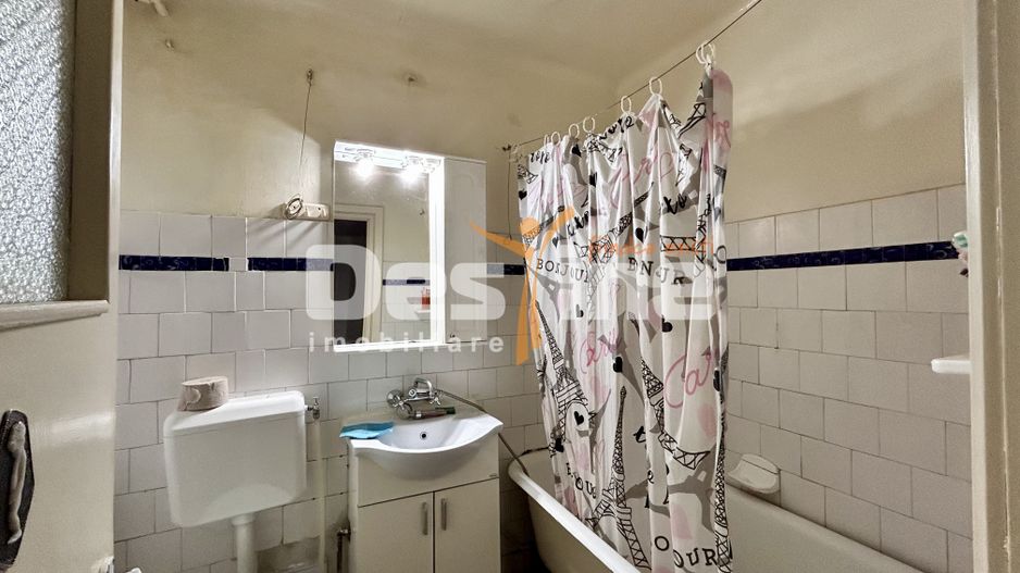 Apartament 2 cam, semidecomandat, Centrala Proprie, Centru, Ploiesti - Poză 8
