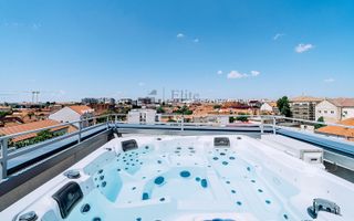 Penthouse de lux 530 mp ultracentral in Oradea - Poză 68