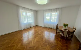 Casa zona centrala deschiderea la strada Alba Iulia benzinaria Mol - Poză 12