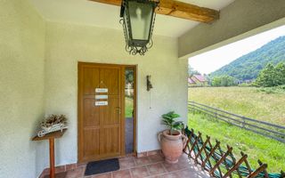 Vila superba 300mp + teren 1400mp & front la rau in Somesul Rece. - Poză 3