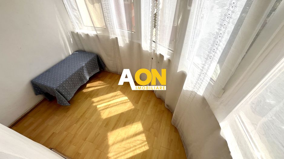 Apartament cu 3 Camere, Etaj 1, Zonă Ultracentrală - Poză 4