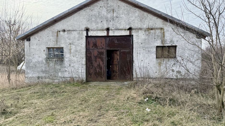 Pret redus Teren generos cu grajd nou in Varsand - Poză 5