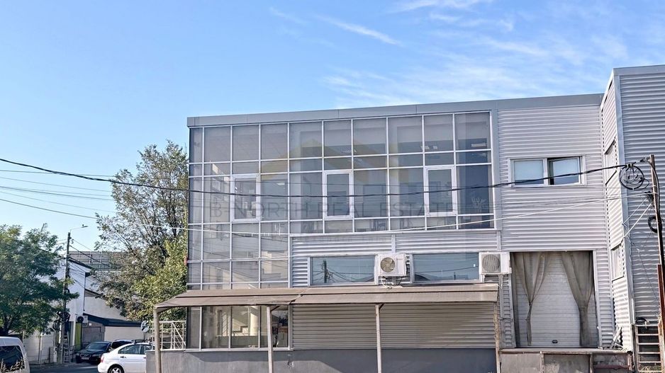 Spațiu comercial pretabil Supermarket / Retail / Showroom stradal /parcare mare - Poză 1