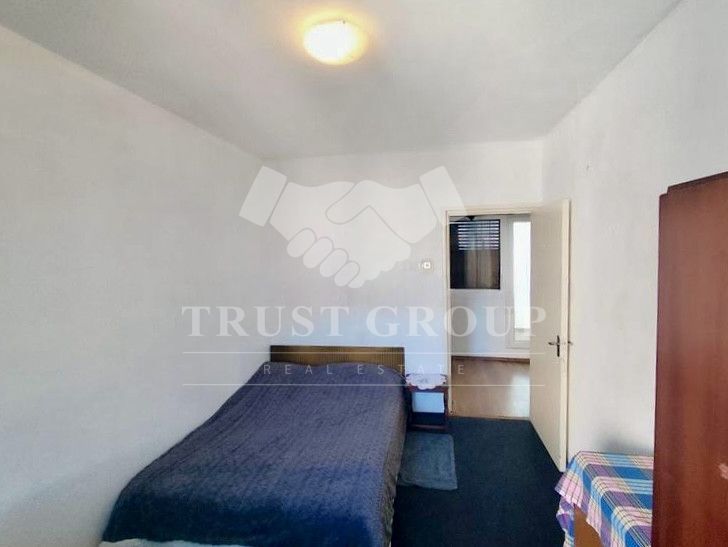Apartament 3 camere Titulescu-Banu Manta | Imobil 1978 | Vedere spate - Poză 10
