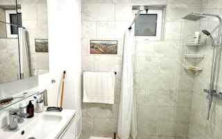 Vila în stil American - Total independentă energetic, garaj + terasă! - Poză 23