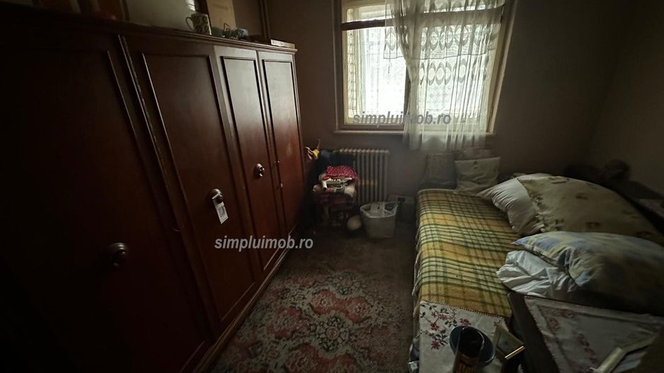 Apartament 3 camere la parter Bd Constructorilor ideal investitie - Poză 3