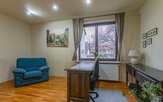 Casă individuală cu 7 camere lângă AFI Mall, ideală pentru birouri sau locuință - Poză 9