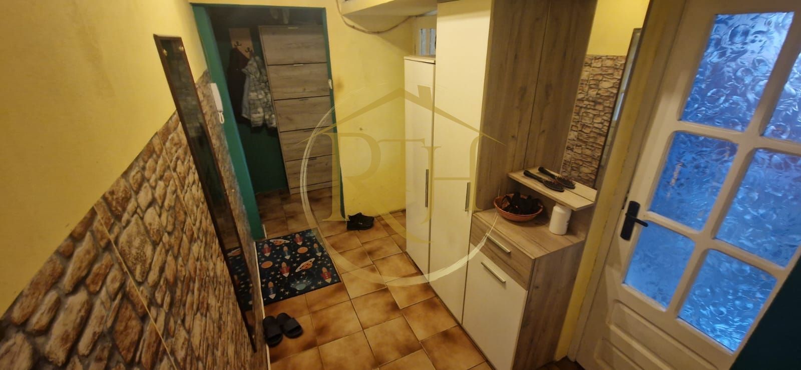 Vand apartament cu 4 camere in zona spitalul judetean,comision ,,0'' - Poză 13