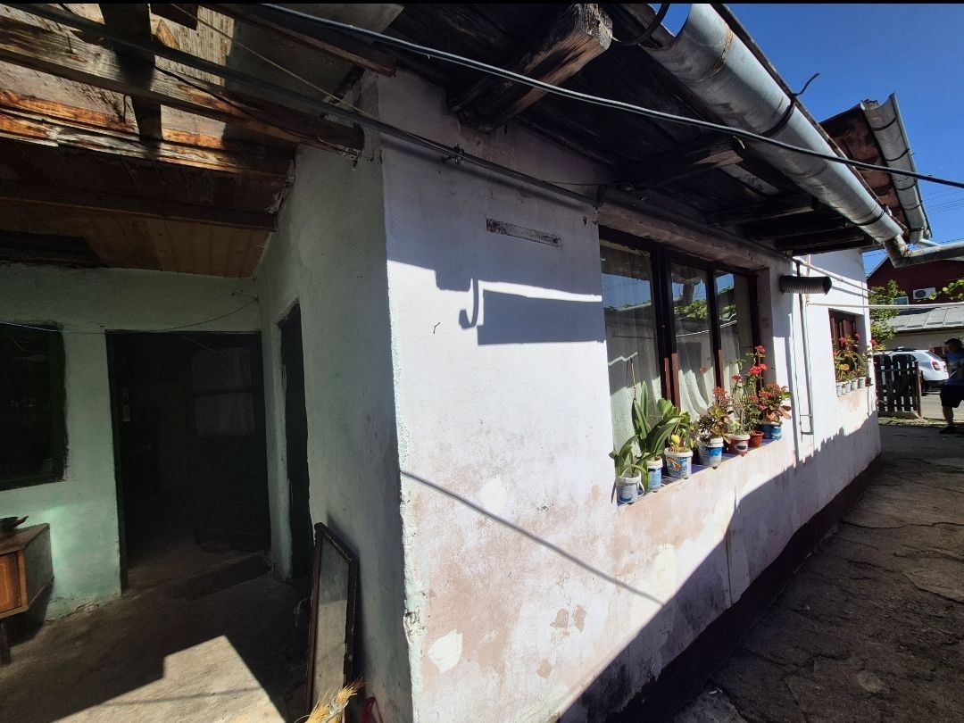 Casa+garaj+anexa și teren intravilan 225 mp Campina - Poză 22