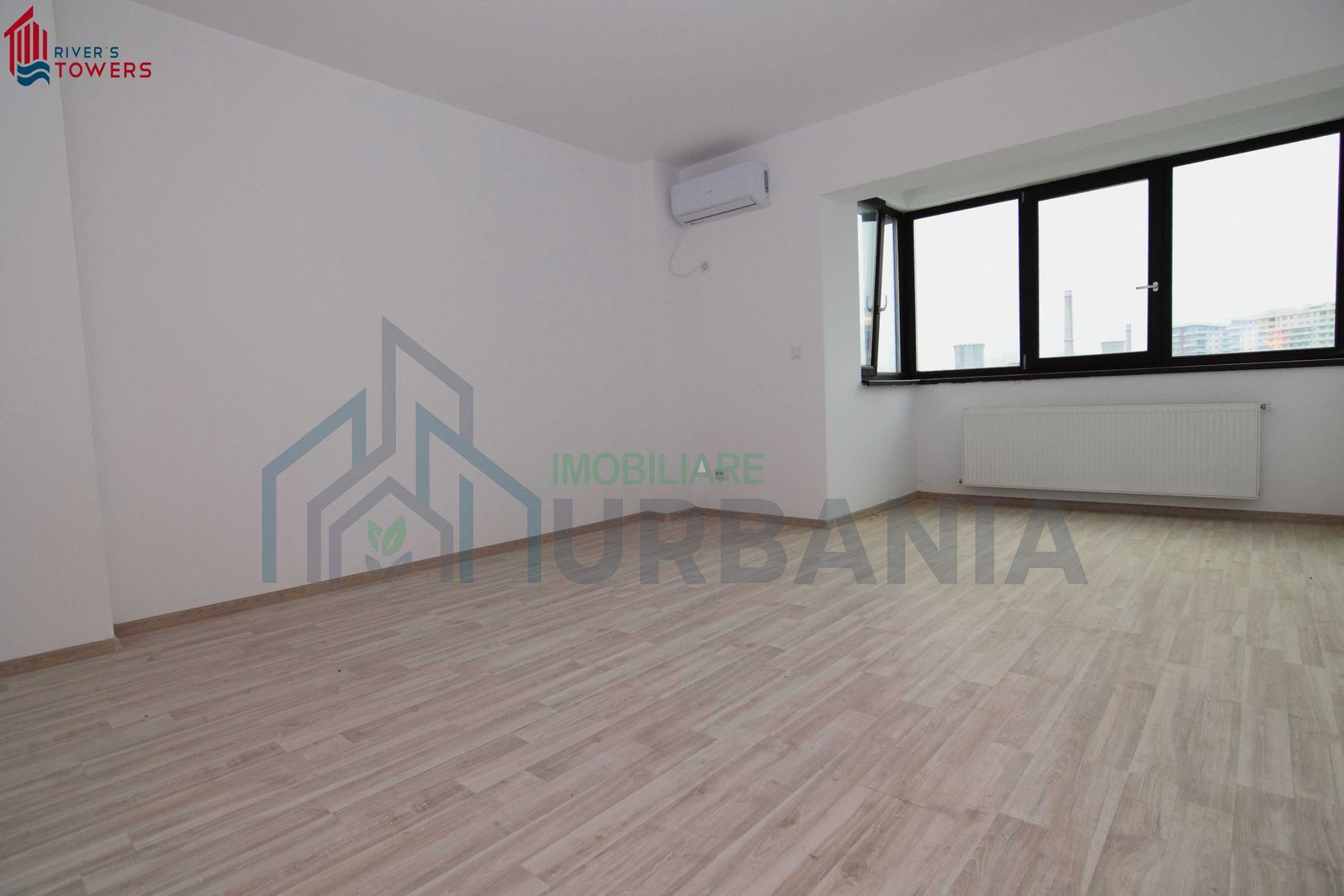 Apartament 3 camere, etaj 3/13, 2 băi, parcare și boxă, River's Towers, Iași - Poză 2