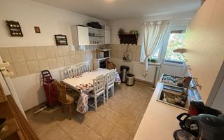 Aroneanu - Casa la asfalt - 420mp teren - 3 camere - Canalizare - Poză 9