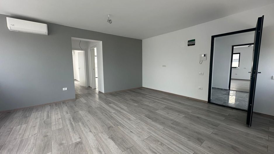 Apartamente 3 camere de vanzare in Ovidiu cu vedere la Lac - Poză 9