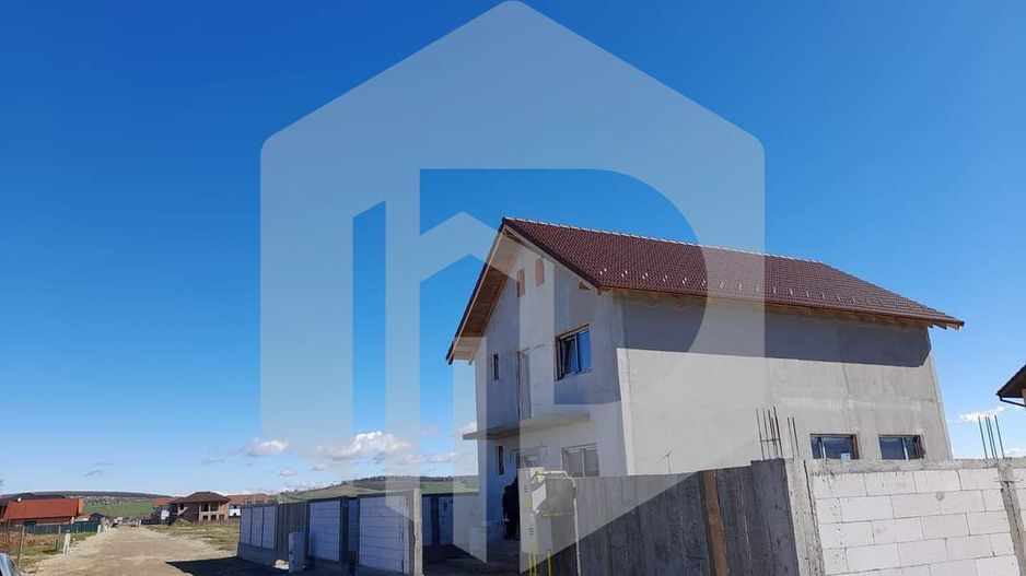 Casa individuala in Cristian | 5 camere | 4 Dormitoare | 158mpu - Poză 1