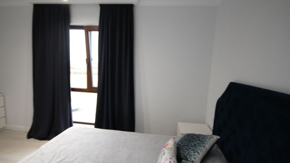 Modern si primitor - Poză 12