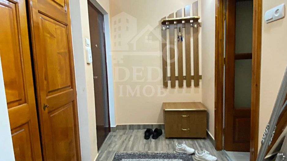 Apartament 3 camere de inchiriat in zona Rogerius, Oradea - Poză 10