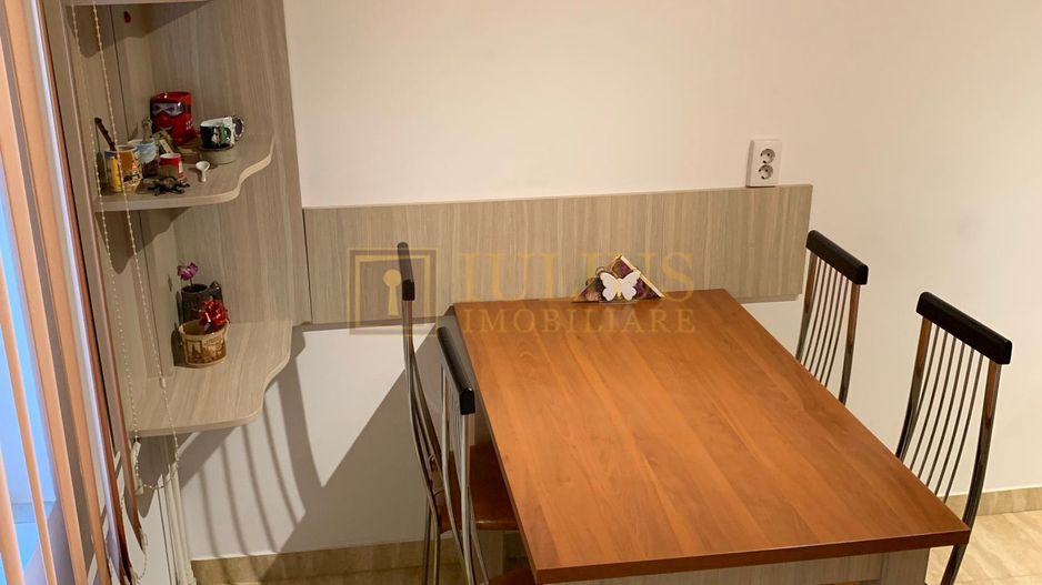 3 camere, centrala proprie, boxa la subsol - Poză 14