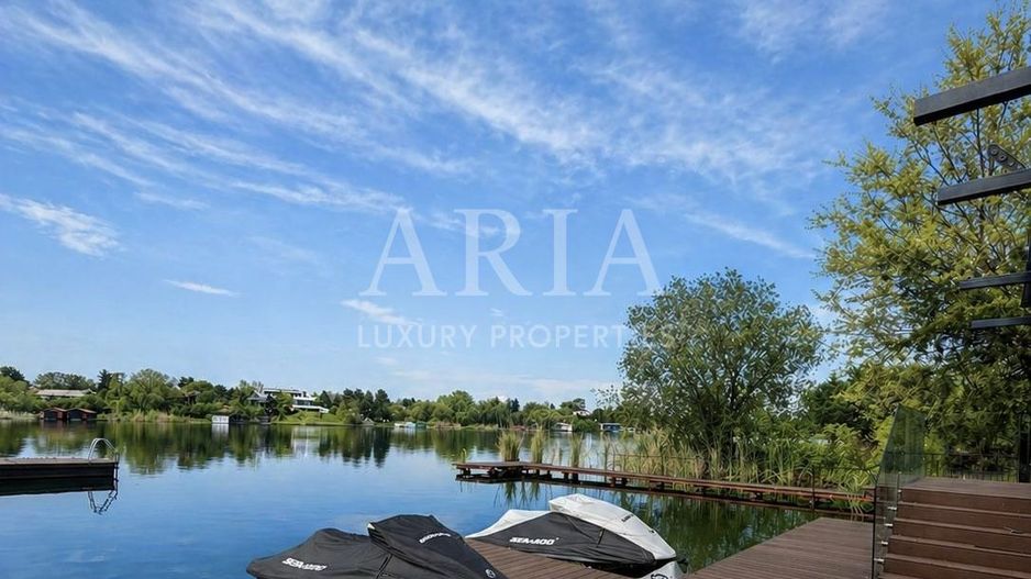 VILĂ INDIVIDUALA LAKEFRONT SNAGOV | POOL - Poză 8