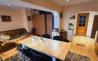 Etaj 1 Apartament 3Camere-Decomandat-80mp 2Bai+Boxa -Rond Vechi! - Poză 2