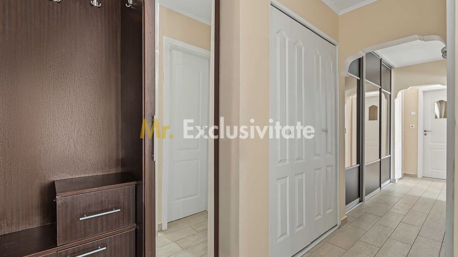 Central-Eremia, ap. 3 camere, 2 băi + boxă,proaspăt zugrăvit, et.2 - Poză 10