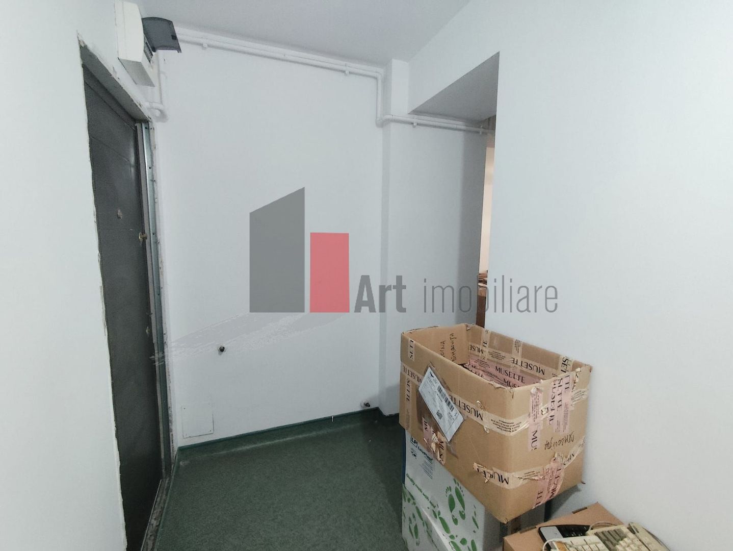 Apartament cu 3 camere de vanzare in Confort City - Poză 5