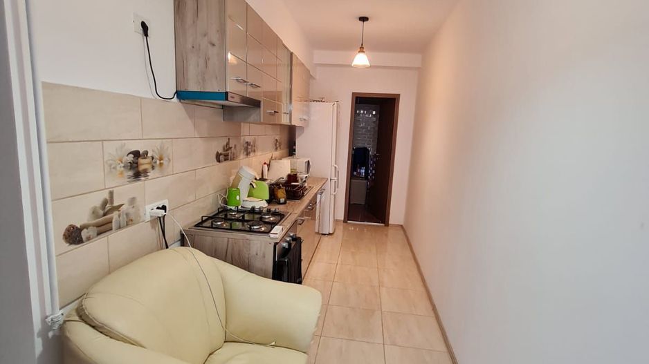 Vila spatioasa cu 7 apartamente/pretabil investiție - Poză 4