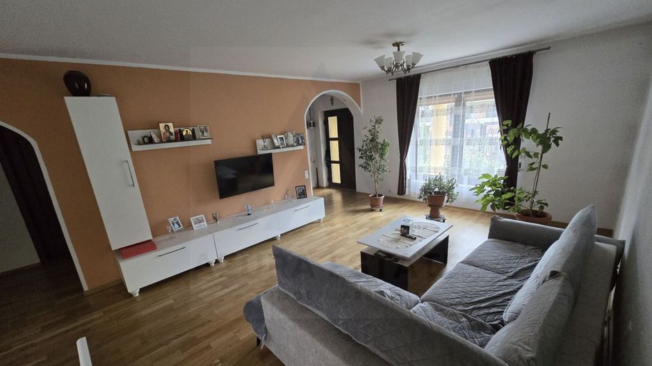 Casa individuala pe un singur nivel cu teren 418 mp in Arhitectilor - Poză 2