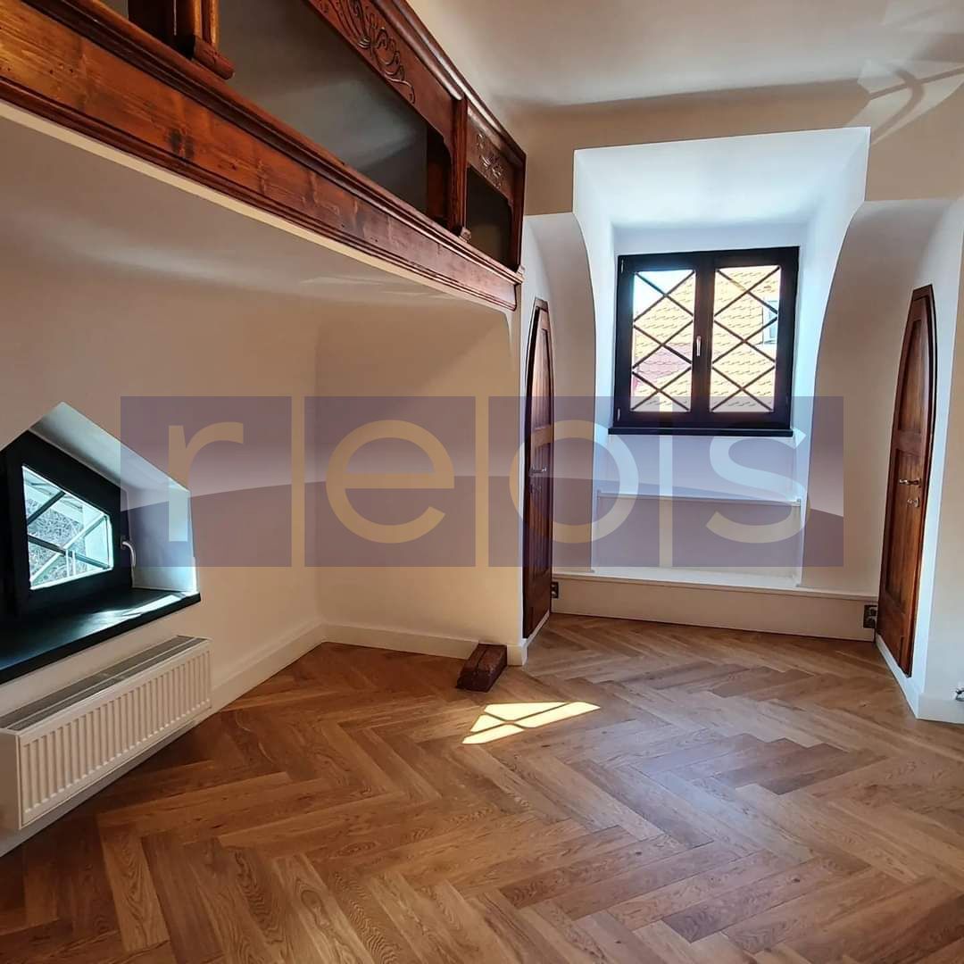 Vila Exclusivista zona Capitale - Poză 3