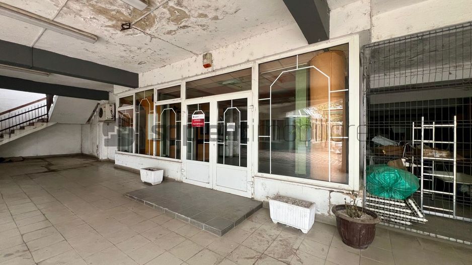 Pachet de spații comerciale – Centru Civic Oradea - Poză 10