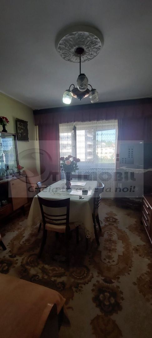 APARTAMENT 2 CAMERE DECOMANDAT PODU DE FIER 90000 EURO - Poză 4