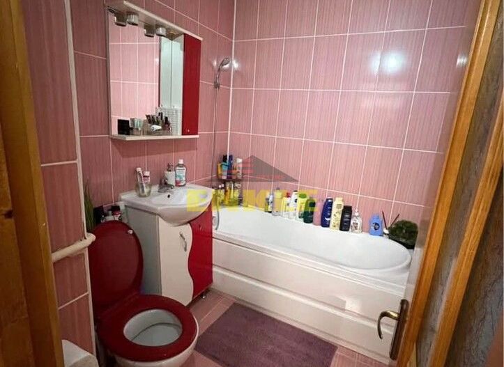 De vânzare apartament cu 2 camere decomandat, zona Grivița. - Poză 6